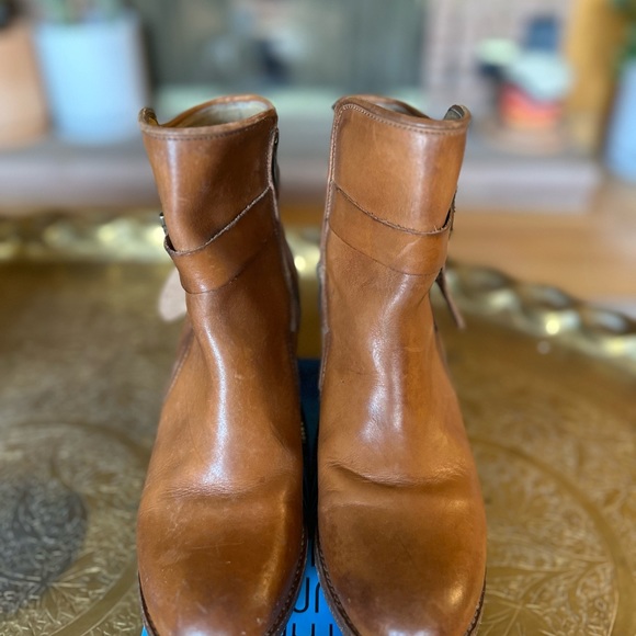 Frye ankle boot worn once. (Ignore SOLD post) - Picture 3 of 4